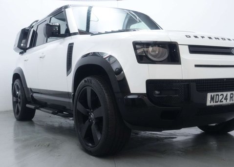 Land Rover Defender 3.0 Defender X-Dynamic HSE D MHEV A 4WD 5dr 16