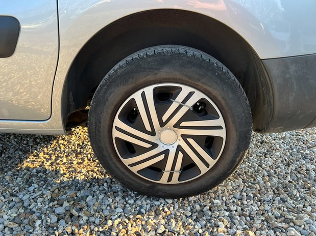 Peugeot Partner SWB L1H1 (SOLD) Low Roof Professional Air Con Nav Sensors EURO 6 NO VAT 14