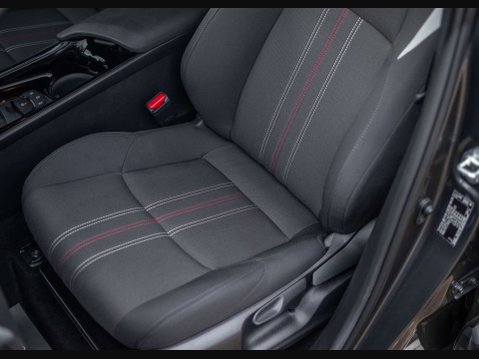 Toyota C-HR 2.0 C-HR GR Sport HEV CVT 5dr 28