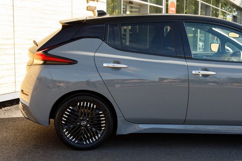 Nissan LEAF TEKNA 8