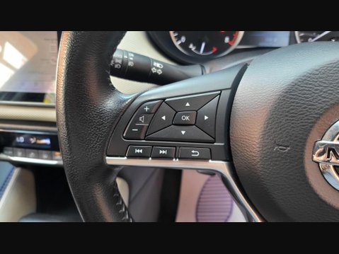 Nissan MICRA IG-T N-CONNECTA 18