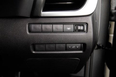 Nissan Qashqai E-POWER N-CONNECTA 16
