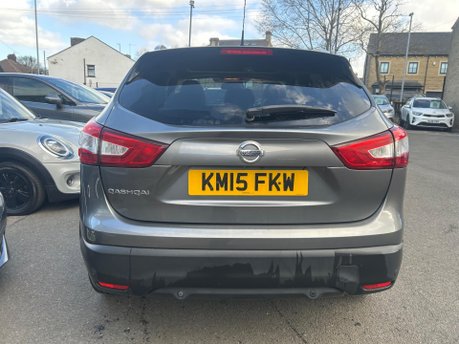 Nissan Qashqai TEKNA DIG-T 6