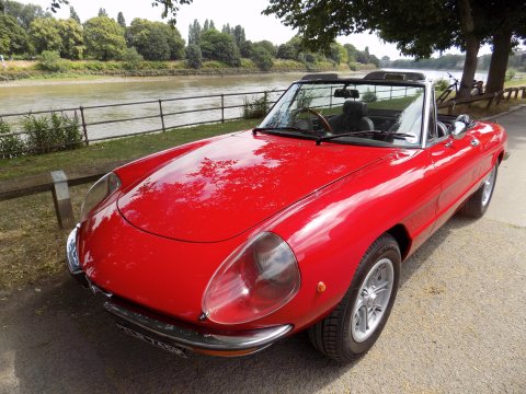 Alfa Romeo Spider 2000 Spider Veloce 7