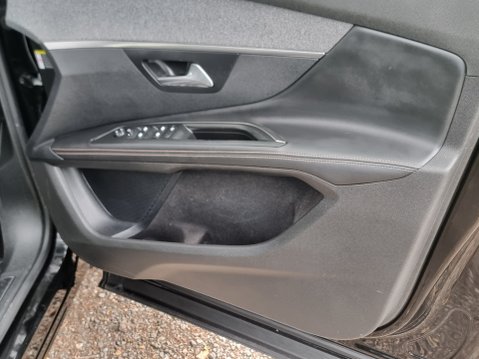 Peugeot 5008 PURETECH S/S GT LINE 18
