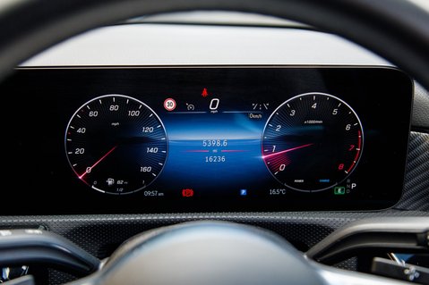 Mercedes-Benz CLA Class CLA 180 SPORT EXECUTIVE 10
