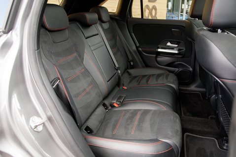 Mercedes-Benz EQA EQA 250 AMG LINE PREMIUM 43