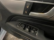 Mercedes-Benz E Class 2.1 E250 CDI AMG Sport Cabriolet G-Tronic+ Euro 5 (s/s) 2dr 39