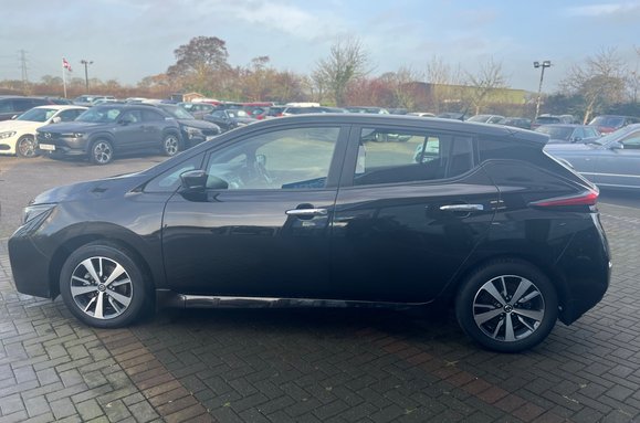 Nissan LEAF ACENTA AUTOMATIC 11