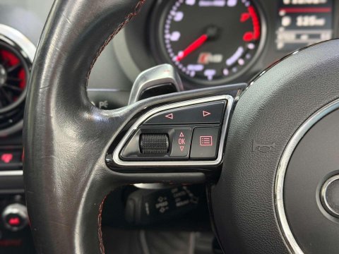 Audi RS3 2.5 TFSI Sportback 5dr Petrol S Tronic quattro Euro 6 (s/s) (Nav) (367 ps) 33