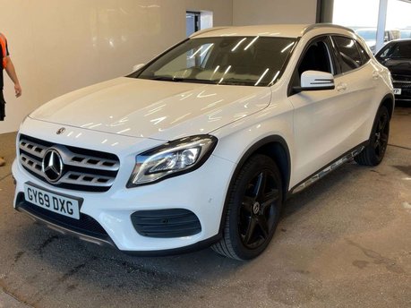 Mercedes-Benz GLA 1.6 GLA 180 AMG Line Edition Auto 5dr 8