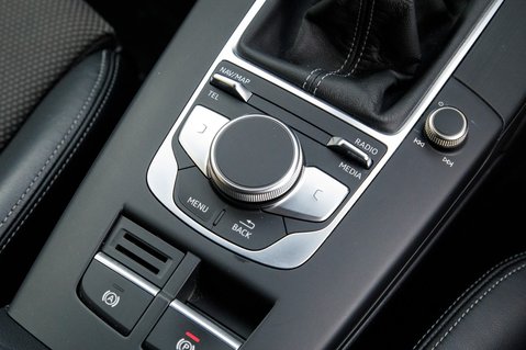 Audi A3 SPORTBACK TFSI S LINE 37