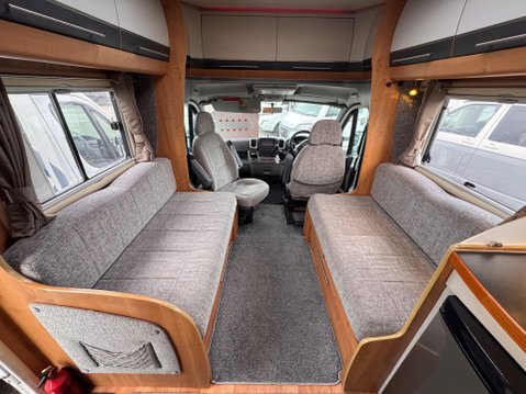 Auto-Trail Mohawk 32