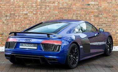 Audi R8 V10 Plus 7