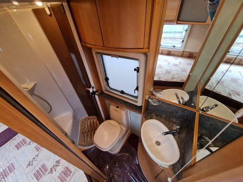 Swift Kon-Tiki Motor Home 10