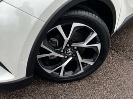 Toyota C-HR 1.8 C-HR-Dynamic HEV CVT 5dr 3