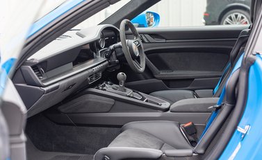 Porsche 911 (992) GT3 16