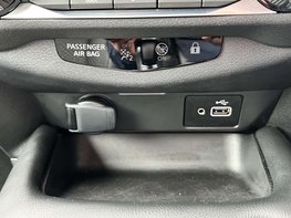 Nissan Juke 1.0 Juke N-Connecta DiG-T Semi-Auto 5dr 53