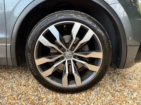 Volkswagen Tiguan 2.0 BiTDI R-Line DSG 4Motion Euro 6 (s/s) 5dr 15