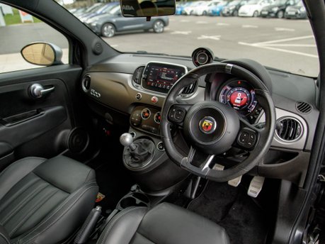 Abarth 500 595 TURISMO
