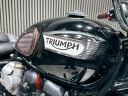 Triumph Speedmaster 2019 ONLY 24K LONG MOT PANNIERS SISSY BAR CRUISER ROADSTER 24