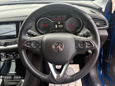 Vauxhall Grandland X 1.2 Turbo GPF Sport Nav SUV 5dr Petrol Manual Euro 6 (s/s) (130 ps) 23