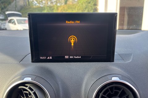 Audi Q2 TFSI SPORT..1 PREVIOUS OWNER,5 SERVICES,SAT NAV,CLIMATE CONTROL 18