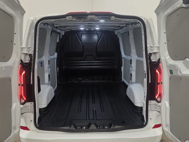 Ford Transit Custom 320L1 Limited 65kwh 100kw/136ps *ELECTRIC-NEW* 16