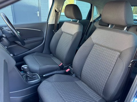 Volkswagen Polo MATCH TSI DSG 38