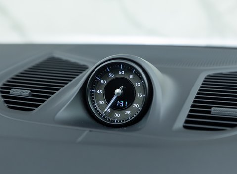 Porsche Cayenne TURBO E-HYBRID 23