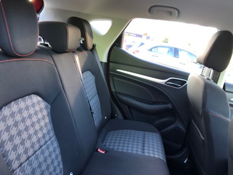 MG ZS EXCITE VTI-TECH petrol manual 33,000m, 1 owner, service history, EURO 6 6