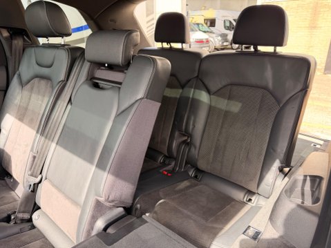 Audi Q7 3.0 TDI V6 S line Tiptronic quattro Euro 6 (s/s) 5dr 26