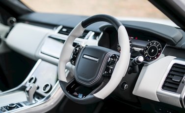 Land Rover Range Rover Sport 5.0 SVR 11