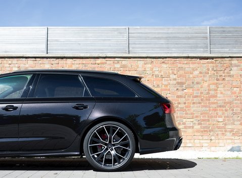 Audi RS6 Avant Performance 28