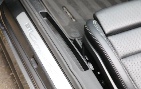 Porsche 911 Carrera 4S PDK - Sport Design Package and Sports Exhaust 15