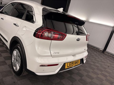 Kia Niro 1.6h GDi 2 DCT Euro 6 (s/s) 5dr 38