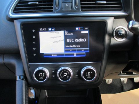Renault Kadjar 1.3 TCe Iconic Euro 6 (s/s) 5dr 16