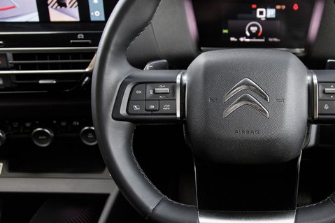 Citroen C4 PURETECH SHINE PLUS S/S EAT8 19
