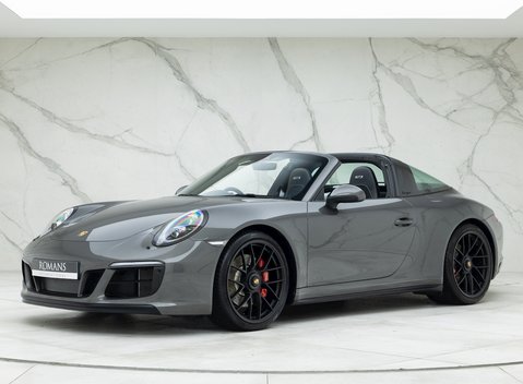 Porsche 911 Targa 4 GTS (991.2) Targa 7