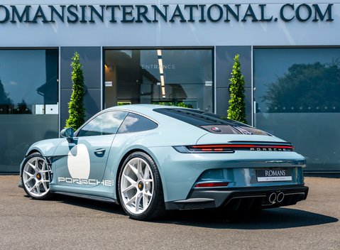 Porsche 911 S/T 4