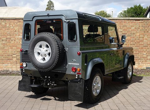 Land Rover 90 County 22