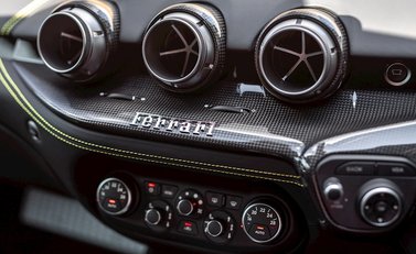 Ferrari F12 Berlinetta 16