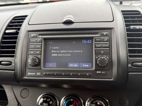 Nissan Note 1.6 16V n-tec Hatchback 5dr Petrol Auto Euro 5 (110 ps) 44