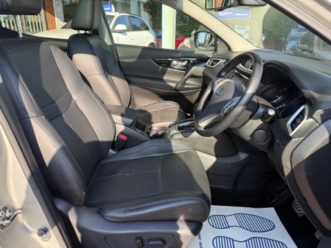 Nissan Qashqai 1.2 DIG-T Tekna XTRON 2WD Euro 6 (s/s) 5dr 18