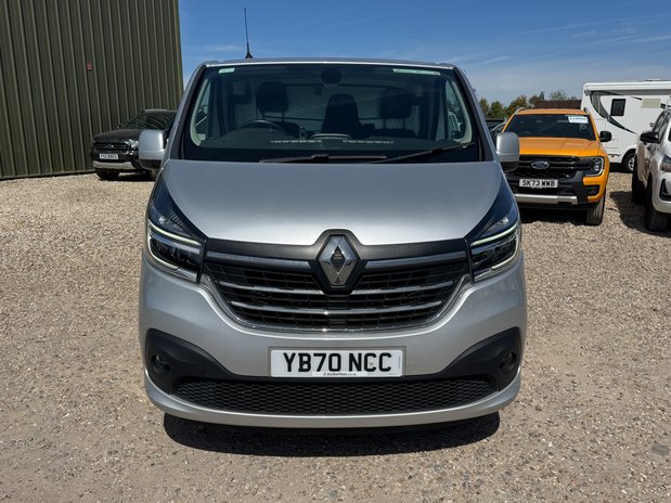 Renault Trafic AUTO SWB (SOLD MT) L1H1 Low Roof Sport SL29 Air Con Alloys E 3