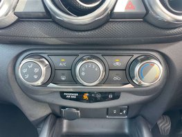 Nissan Juke 1.0 Juke Visia DiG-T 5dr 37