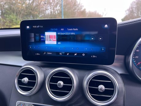 Mercedes-Benz GLC 2.0 GLC300d AMG Line (Premium) Coupe G-Tronic+ 4MATIC Euro 6 (s/s) 5dr 81