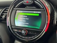 Mini Convertible 1.5 Cooper Convertible 2dr Petrol Steptronic Euro 6 (s/s) (136 ps) 53