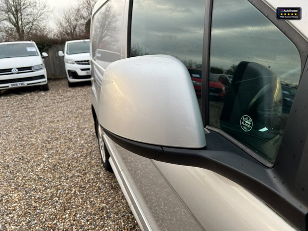 Ford Transit Connect AUTO SWB L1H1 Limited 200 Alloys Camera Sensors EURO 6 NO VAT 17