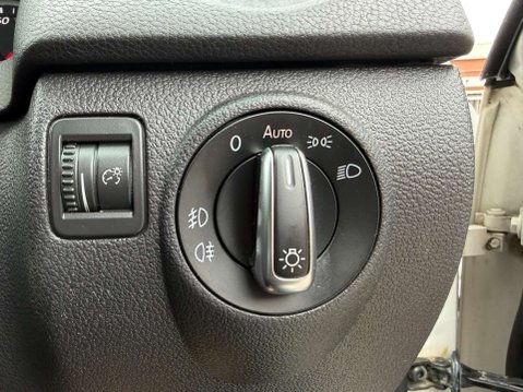 Volkswagen Tiguan 2.0 Tiguan R-Line TDI BlueMotion Technology 4Motion Semi-Automatic 4WD 5dr 34